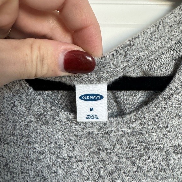 Gray Long Sleeve Women's Top - Picture 3 of 3